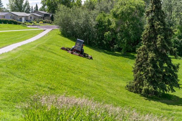 Hill Mowing in Saint Peters
