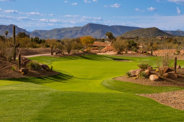 Golf Course Groundskeeping in Saint Peters